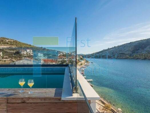Haus zum Kauf 1.400.000 € 20 Zimmer 320 m² Trogir