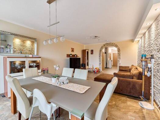 Wohnung zum Kauf 404.000 € 3 Zimmer 101 m² 2. Geschoss Oggersheim Ludwigshafen am Rhein 67071