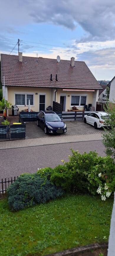 Haus zur Miete 1.500 € 6 Zimmer 125 m² 296 m² Grundstück frei ab 01.07.2025 Steinegg Neuhausen 75242