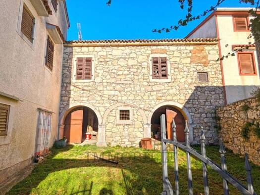 Haus zum Kauf 175.000 € 6 Zimmer 200 m² Fuskulin, Porec Mugeba - Valkarin