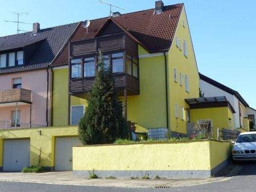 Einfamilienhaus zum Kauf 199.000 € 8 Zimmer 212,9 m² 290 m² Grundstück Hergolshausen Waigolshausen 97534