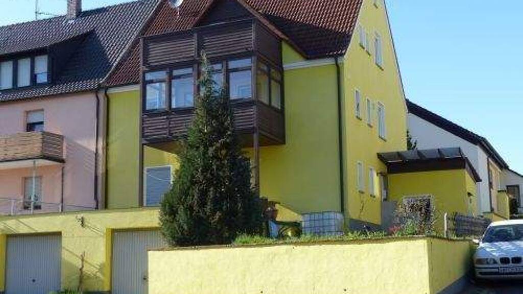 Einfamilienhaus zum Kauf 199.000 € 8 Zimmer 212,9 m² 290 m² Grundstück Hergolshausen Waigolshausen 97534