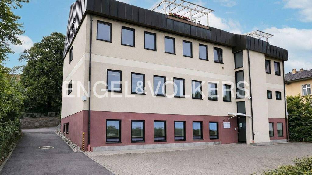 Mehrfamilienhaus zum Kauf 1.095.000 € 5 Zimmer 110 m² 1.170 m² Grundstück Gomaringen 72810