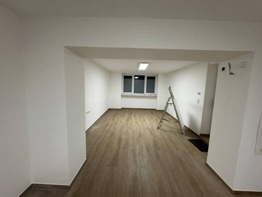 Bürofläche zur Miete provisionsfrei 120 € 4 m² Bürofläche Goebenstraße Wiesbaden 65195