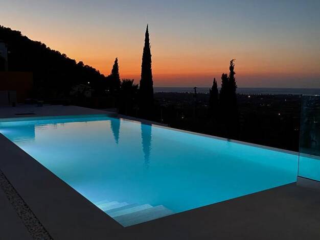 Villa zum Kauf provisionsfrei 1.990.000 € 6 Zimmer 360 m² 1.350 m² Grundstück frei ab 31.07.2026 Pedreguer 03750