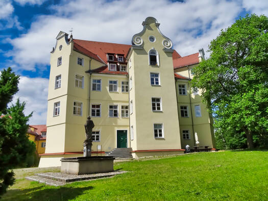 Wohnung zum Kauf 320.000 € 4 Zimmer 112 m² 4. Geschoss frei ab sofort Schloßstraße 6 Erolzheim Erolzheim 88453
