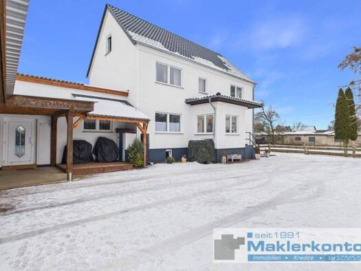 Einfamilienhaus zum Kauf 429.500 € 7 Zimmer 224 m² 2.472 m² Grundstück Neustrelitz 17235