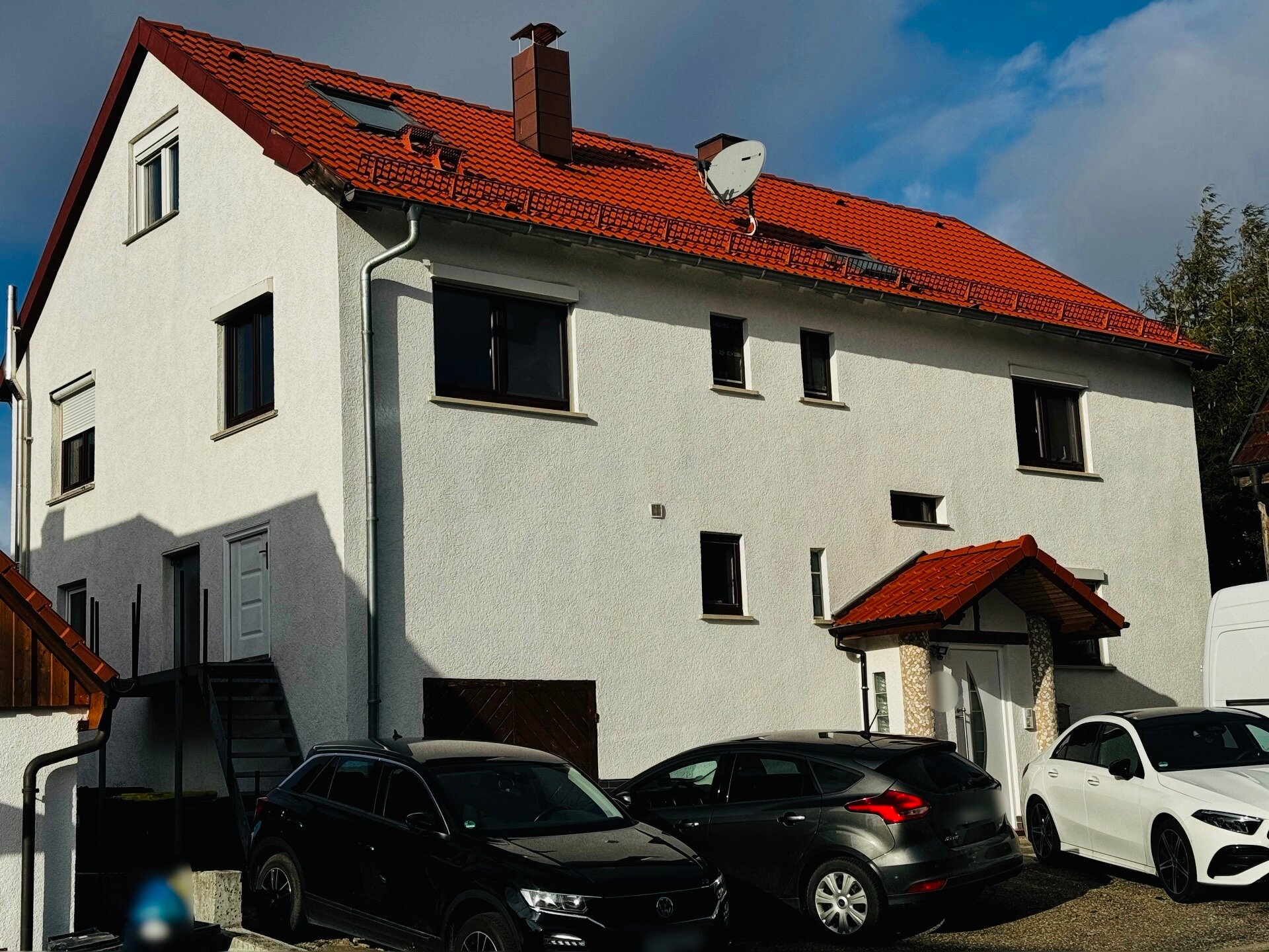 Mehrfamilienhaus zum Kauf 495.000 € 9,5 Zimmer 213 m²<br/>Wohnfläche 306 m²<br/>Grundstück ab sofort<br/>Verfügbarkeit Erkenbrechtsweiler 73268