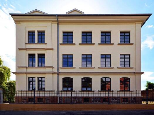 Wohnung zum Kauf 325.000 € 4 Zimmer 121 m² 1. Geschoss Cleudner Straße 2 Thekla Leipzig 04349