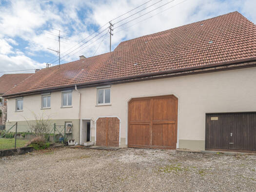 Bauernhaus zum Kauf 169.900 € 2 Zimmer 78,6 m² 1.048 m² Grundstück Balingen / Frommern 72336