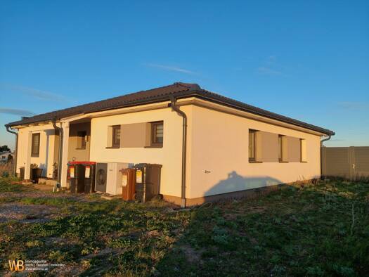Einfamilienhaus zum Kauf 389.000 € 4 Zimmer 121,3 m² 934 m² Grundstück frei ab 01.05.2027 Nickelsdorf 2425