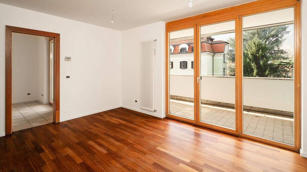 Wohnung zum Kauf 340.000 € 2 Zimmer 49,4 m² 2. Geschoss Piavestraße 53 Meran 39012