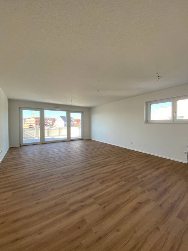 Wohnung zur Miete 606 € 3 Zimmer 76,6 m² frei ab sofort Roßfeld Crailsheim 74564