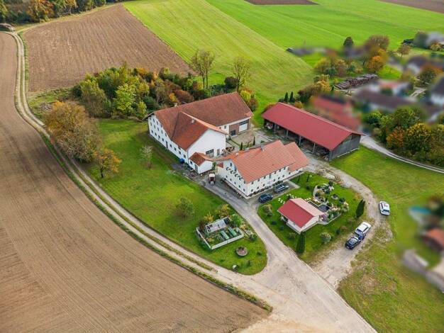 Bauernhaus zum Kauf 5 Zimmer 255 m² 10.000 m² Grundstück Oberbierwang Babensham 83547
