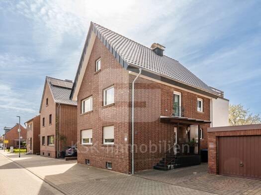 Mehrfamilienhaus zum Kauf 449.000 € 7 Zimmer 230,5 m² 751 m² Grundstück Esch Elsdorf 50189
