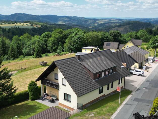 Mehrfamilienhaus zum Kauf 198.000 € 14 Zimmer 331 m² 616 m² Grundstück Schlegelshaid Steinwiesen 96349