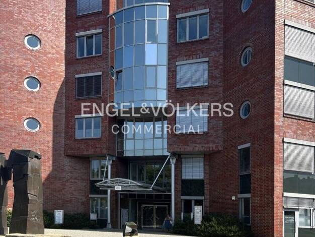 Bürofläche zur Miete 13,50 € 2.750 m² Bürofläche teilbar ab 231 m² Döhren Hannover 30519