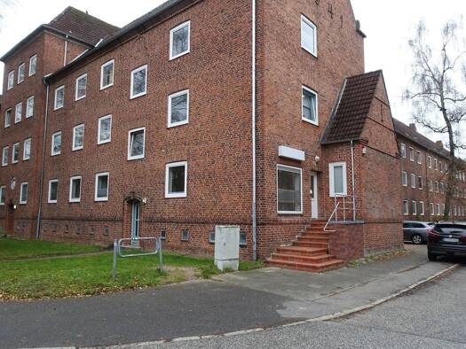 Bürogebäude zur Miete provisionsfrei 450 € 52,4 m² Bürofläche Lüderitzstraße 12 Neumühlen-Dietrichsdorf Neumühlen - Dietrichsdorf 24149