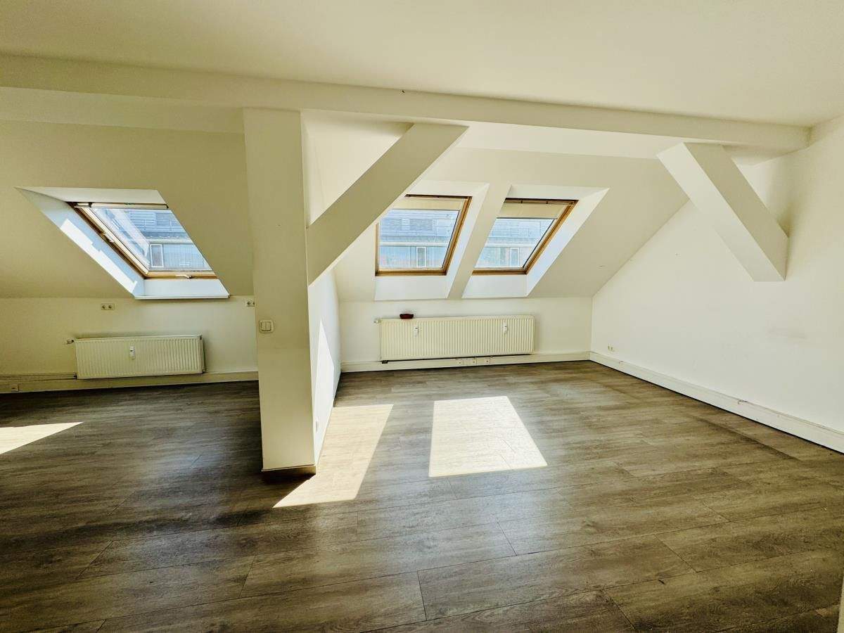 Property thumbnail 7