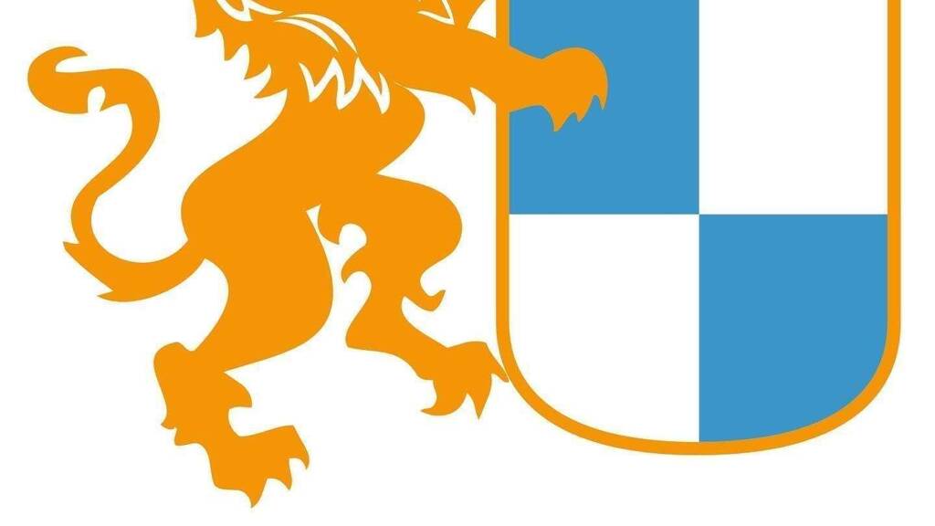 Renovierungsbedürftiges Wohnhaus mit Nebengebäude in sehr guter Lage von Oberasbach