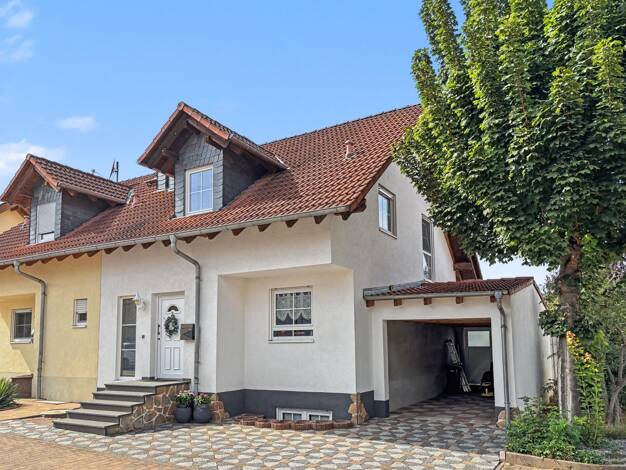 Doppelhaushälfte zum Kauf 444.000 € 4 Zimmer 111,3 m² 330 m² Grundstück Gau-Odernheim Gau-Odernheim 55239