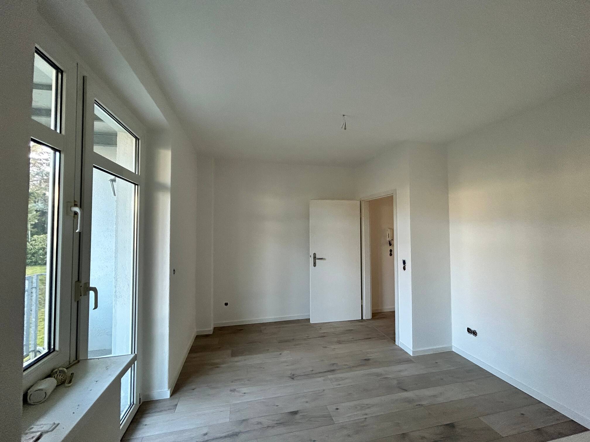 ***3-Raum Wohnung**mit großem Balkon und 2 Bädern*** – Charlottenstraße 67, 9126 Chemnitz – Vorschaubild 7