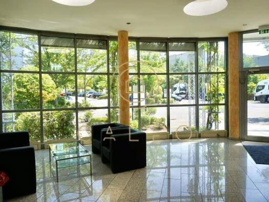 Bürofläche zur Miete provisionsfrei 5 € 2.357 m² Bürofläche teilbar ab 379 m² Dreieichenhain Dreieich 63303