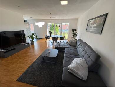 Wohnung zur Miete 970 € 3 Zimmer 82,5 m² frei ab 01.09.2025 Bergtheim Bergtheim 97241