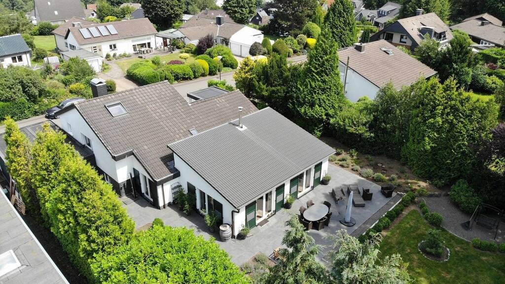 Haus zum Kauf 852.000 € 11 Zimmer 248 m² 1.613 m² Grundstück Innenstadt Hückeswagen 42499