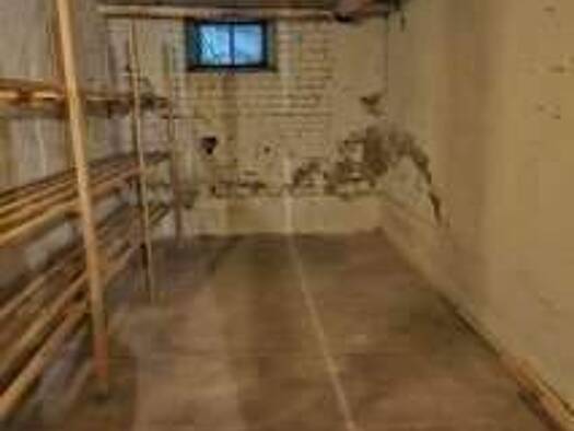 Halle/Industriefläche zur Miete 140 € 14 m² Lagerfläche Sandweg Ostend Innenstadt IV 60316