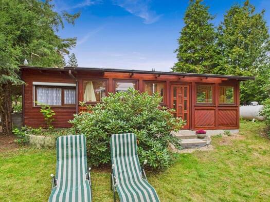 Haus zum Kauf 60.000 € 3 Zimmer 40 m² 655 m² Grundstück Hornbostel Wietze / Hornbostel 29323