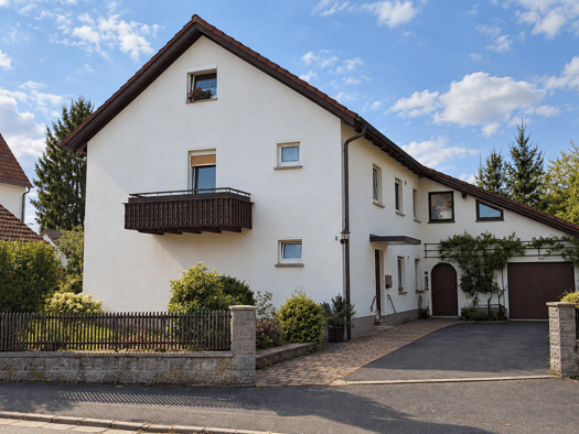 Mehrfamilienhaus zum Kauf 289.000 € 8 Zimmer 207 m² 868 m² Grundstück frei ab sofort Birkig 2 Rothwind Mainleus 95336