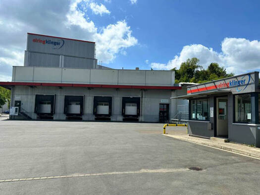 Logistikzentrum zur Miete 5,17 € 2.247 m² Lagerfläche Gewerbestraße 4 Langenzenn 90579