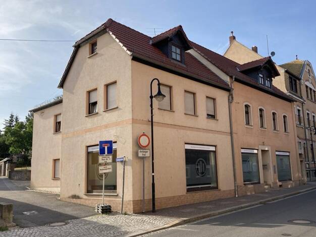 Mehrfamilienhaus zum Kauf provisionsfrei 359.000 € 7 Zimmer 371 m² 670 m² Grundstück Bahnhofstraße 20 Dahlen Dahlen 04774