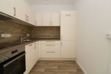 Wohnung zur Miete 409 € 3 Zimmer 55,3 m² 4. Geschoss Karl-Kegel-Straße 16d Wasserberg - West Freiberg 09599