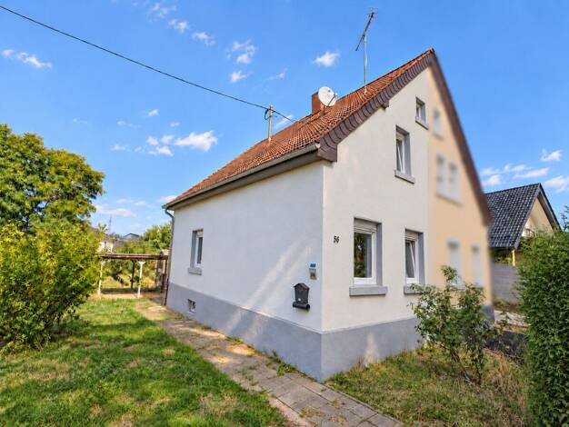 Doppelhaushälfte zum Kauf 115.000 € 3 Zimmer 85 m² 564 m² Grundstück Schwalbach Schwalbach 66773