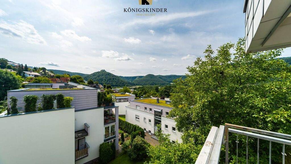 Wohnung zum Kauf 199.000 € 2,5 Zimmer 65 m² Bad Urach 72574