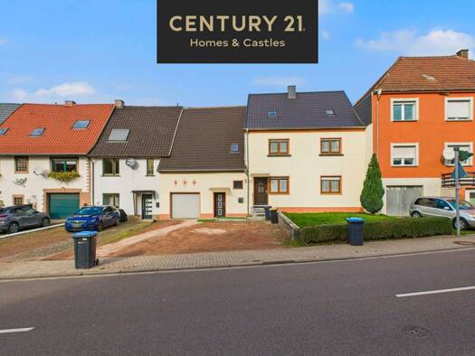 Reihenmittelhaus zum Kauf 185.000 € 10 Zimmer 240 m² 800 m² Grundstück frei ab sofort Welschbach Illingen-Welschbach 66557