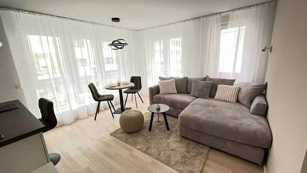 Wohnung zur Miete 600 € 2 Zimmer 40 m² 1. Geschoss West Stuttgart 70176