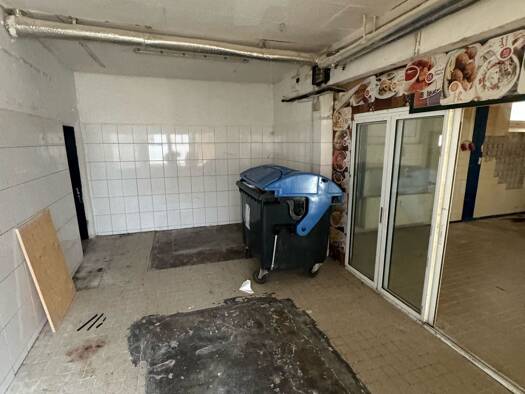 Garage zur Miete provisionsfrei 800 € 100 m² Waiblingen 71332