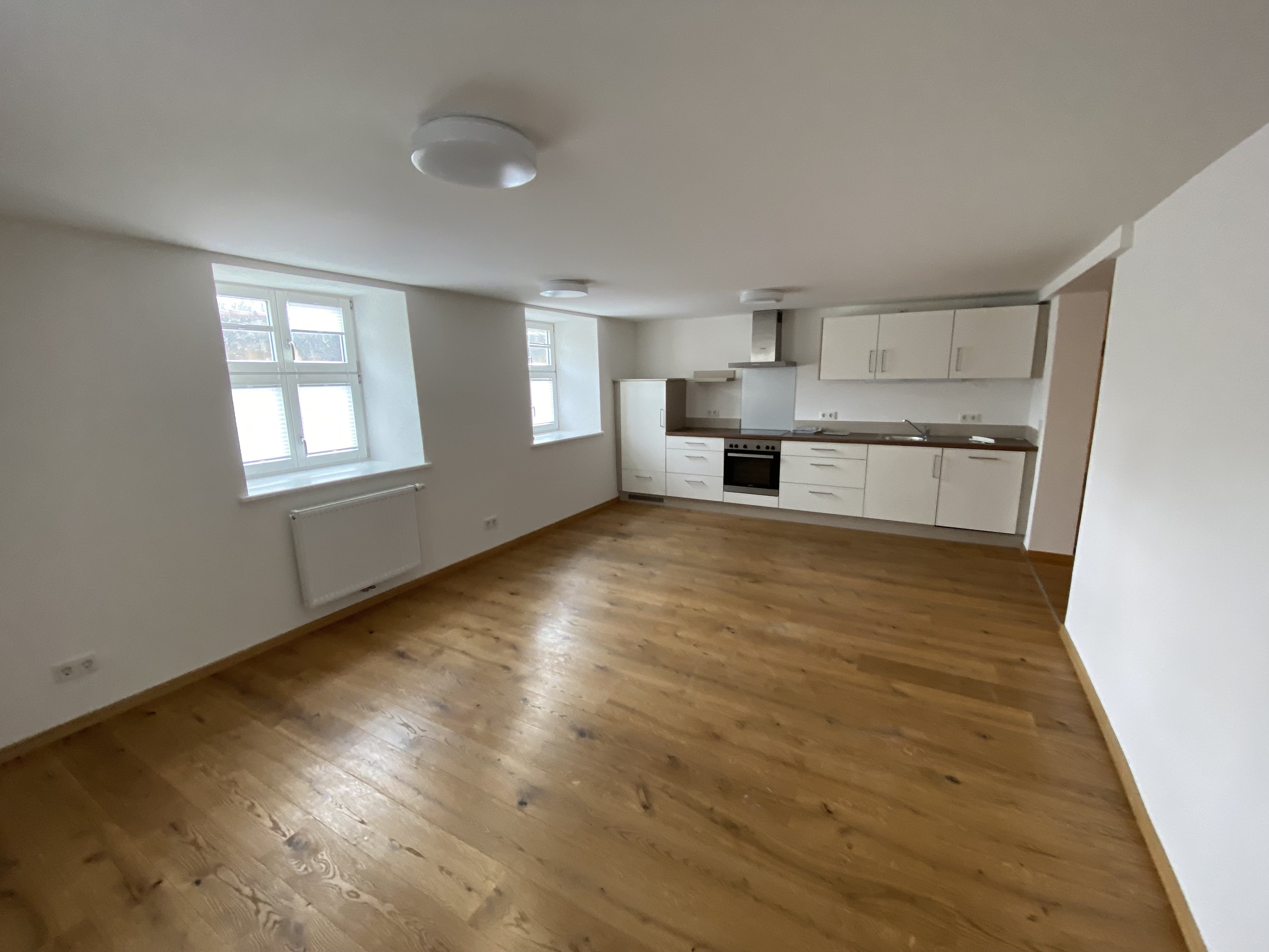 Wohnung zur Miete 750 € 3 Zimmer 80,6 m²<br/>Wohnfläche ab sofort<br/>Verfügbarkeit Dinkelsbühl Dinkelsbühl 91550