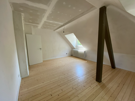 Wohnung zur Miete 800 € 4 Zimmer 114 m² Geschoss 2/3 frei ab sofort Bottroper Straße 136 Mitte Gladbeck 45964