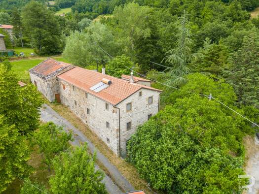 Rustico zum Kauf 220.000 € 6 Zimmer 343 m² 7.500 m² Grundstück frei ab sofort Badia Tedalda