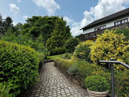 Einfamilienhaus zum Kauf 338.000 € 5 Zimmer 169 m² frei ab sofort Pfarrgraben Schney Lichtenfels 96215