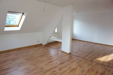 Wohnung zur Miete 393 € 3 Zimmer 78,6 m² 2. Geschoss Ferdinand-Puchert-Str. 15 Ruppertsgrün Fraureuth 08427