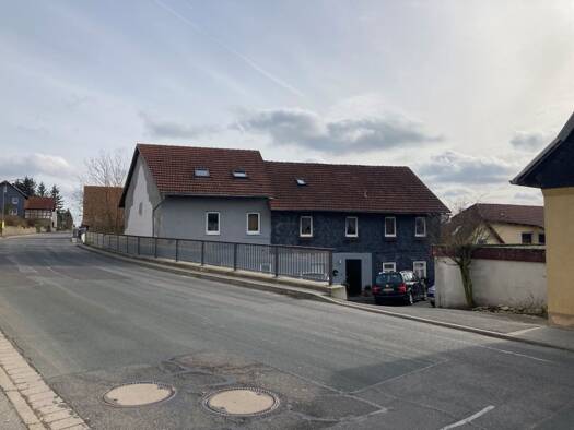 Mehrfamilienhaus zum Kauf provisionsfrei 235.000 € 9 Zimmer 312,1 m² 778 m² Grundstück Untersiemau 96253