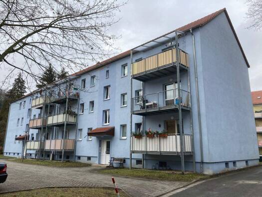 Wohnung zur Miete 400 € 2 Zimmer 51,4 m² frei ab 01.12.2025 Bergstraße 25 Freital 01705