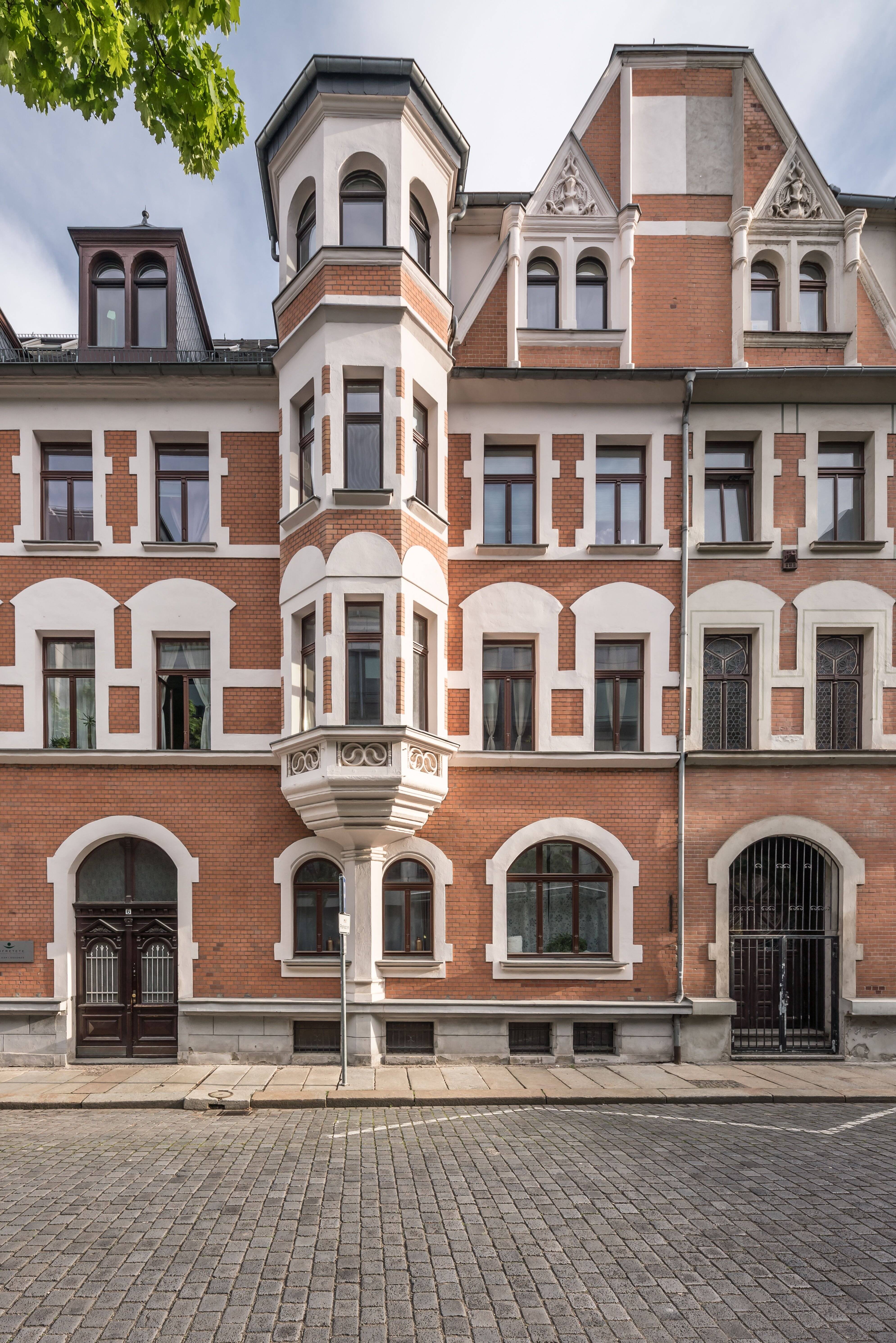 Property thumbnail 2