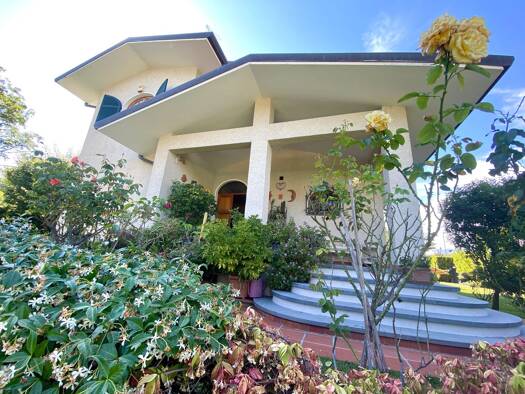 Haus zum Kauf 2.300.000 € 6 Zimmer 300 m² forte dei marmi