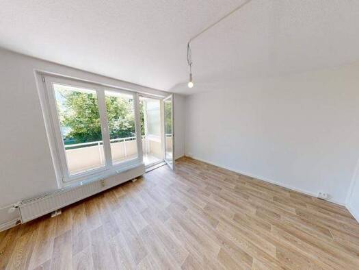 Wohnung zur Miete 380 € 2 Zimmer 62,8 m² 1. Geschoss frei ab 01.06.2026 Stollberger Str. 27 Kapellenberg Chemnitz 09119